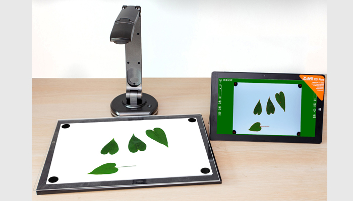 LA-S葉面積分析儀，又稱(chēng)葉面積儀，葉面積測(cè)量?jī)x，葉面積測(cè)定儀，便攜式活體葉面積儀。由Win10系統(tǒng)的平板電腦、移動(dòng)電源輔助背光源板及分析軟件組成。用于快速、準(zhǔn)確、便捷地分析植物葉面積等。